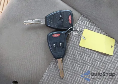 2017 Jeep Compass Sport Fwd z USA, uszkodzony, nr VIN 1C4NJCBA2HD148178